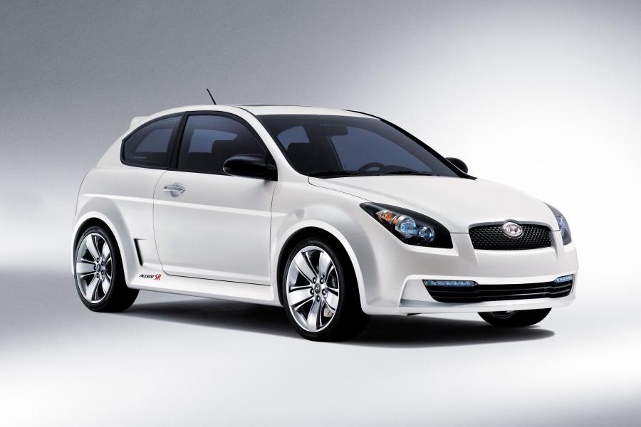  Hyundai Accent SR Concept 2005 года  (фото 6 из 14)